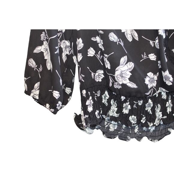 BCX Juniors Black & White Floral Print Smock Waist Top, Open Back, Size Medium - Picture 3 of 4